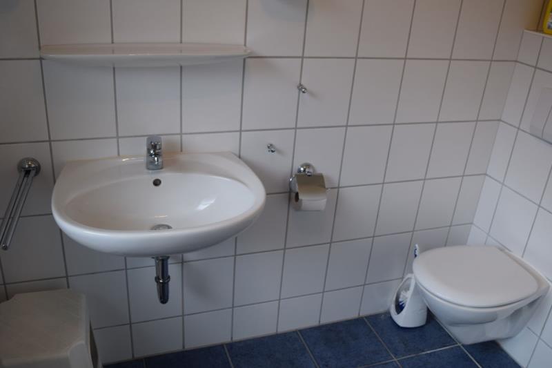 Borkum Ferienhaus Dwarslooper A - Badezimmer 1