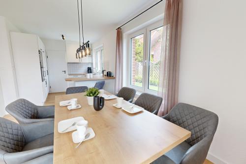 Borkum Ferienhaus Farah - 06 offener Wohnbereich