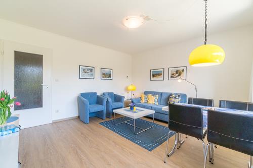 Borkum Ferienwohnung Ferienhaus Kiebitzdelle - 3 - Terrasse - Ausstattung 2