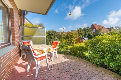 Borkum Ferienwohnung Ferienhaus Kiebitzdelle - 3 - Terrasse - Ausstattung 4