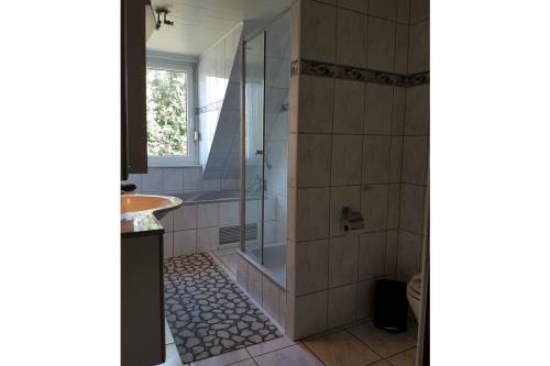 Borkum Ferienhaus Zeitinsel - ZeitInsel - badezimmer im og