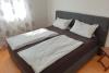 Borkum Ferienwohnung Anna - Schlafzimmer mit Boxspringbett