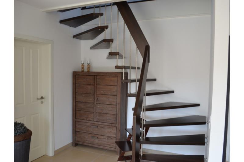 Borkum Ferienwohnung Borkum Lounge - Treppenaufgang zum OG