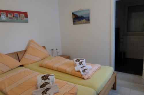 Borkum Ferienwohnung Dünenparadies - Schlafzimmer mit Bad