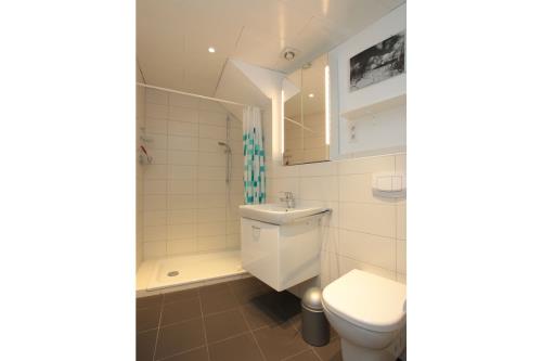 Borkum Ferienwohnung Haus Elfi 5 - Badezimmer