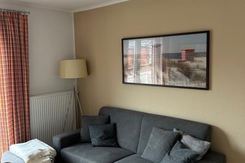 Borkum Ferienwohnung Haus Leuchtfeuer - couch