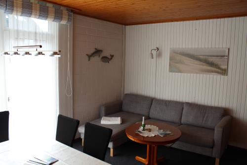 Borkum Ferienwohnung Haus Rügen - Wohnzimmer