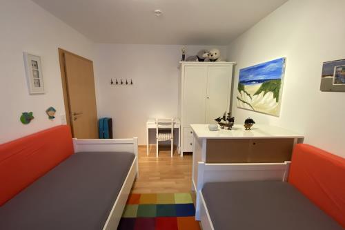 Borkum Ferienwohnung Haus Tjalk - EG - Wohnung 1 - Schlafzimmer 2