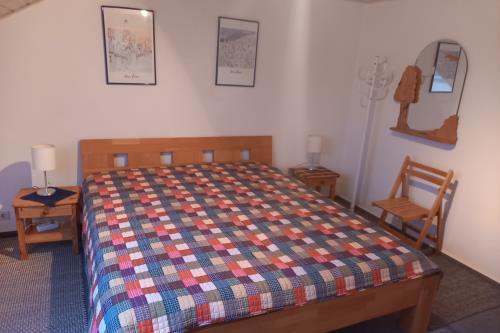 Borkum Ferienwohnung Monasteria am Südstrand - Das große Schlafzimmer