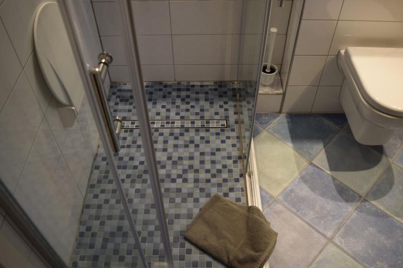 Borkum Ferienwohnung Peters Hus EG Nr. 51 vorne - badezimmer soutarain