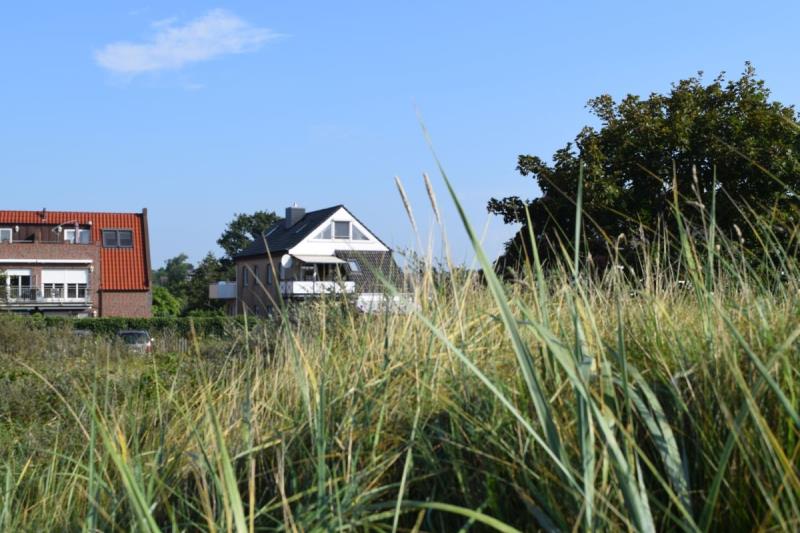 Borkum Ferienwohnung Peters Hus OG - blick auf das haus von der düne