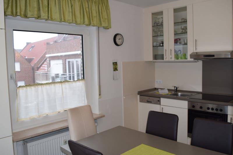 Borkum Ferienwohnung Peters Hus OG - Küche und Essplatz
