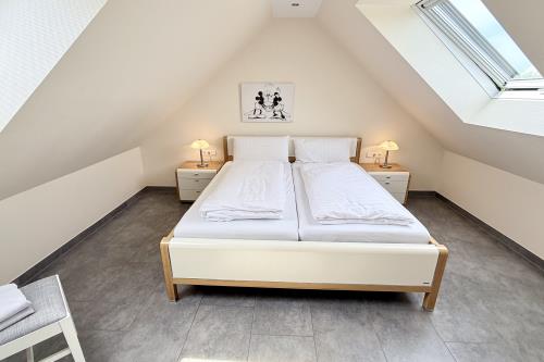 Borkum Ferienwohnung Schöne Aussicht Borkum - Spitzboden Schlafz