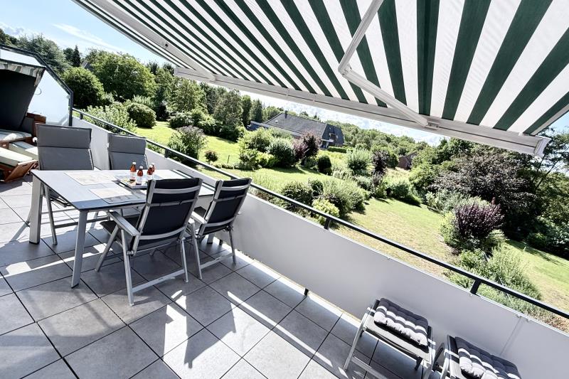 Borkum Ferienwohnung Schöne Aussicht Borkum - Balkon Markise4