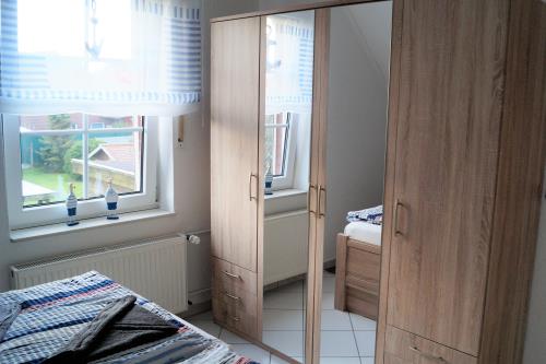 Borkum Ferienwohnung Seestern - Schlafzimmer 2