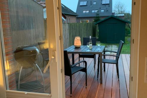 Borkum Ferienwohnung Südperle - Terrasse vorm Schlafzimmer