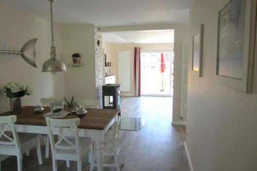 Borkum Ferienwohnung Küch&#39;s Captains-House