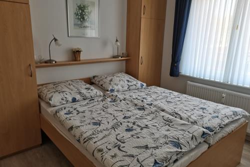 Borkum Ferienwohnung im Haus Dortmund - Wohnung Menn - Schlafzimmer