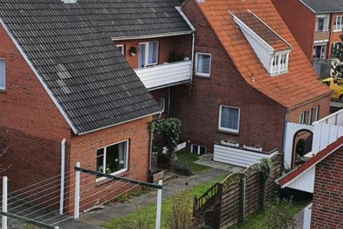 Borkum Ferienwohnung Haus Ebeling / Wohnung Wasserturm - Aussenansicht Garten