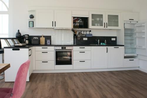 Borkum Ferienwohnung Sommerköken - Großzügiger Küchenbereich