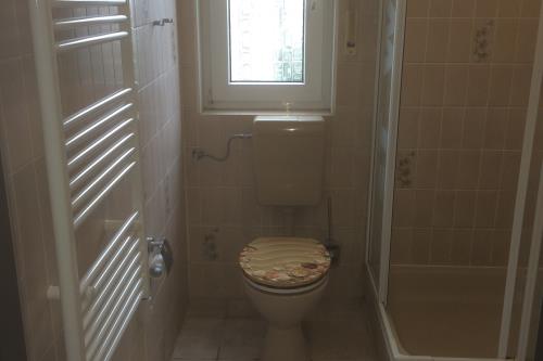 Borkum Haus Norderoog Ferienwohnungen Hindenburgstraße 56 - Nr.1 - Terr. + PKW-Stellplatz - Whg.1 - Badbereich