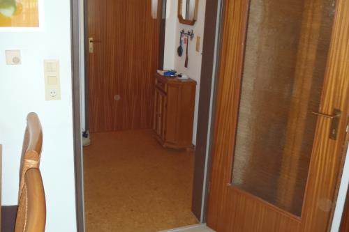 Borkum Haus Norderoog Ferienwohnungen Hindenburgstraße 56 - Nr.8 - Balkon + PKW-Stellplatz - Whg.8 - Blick in Richtung Flur