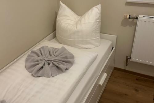 Borkum Ferienwohnungen Haus Passat - Ebbe - Schlafzimmer2,2