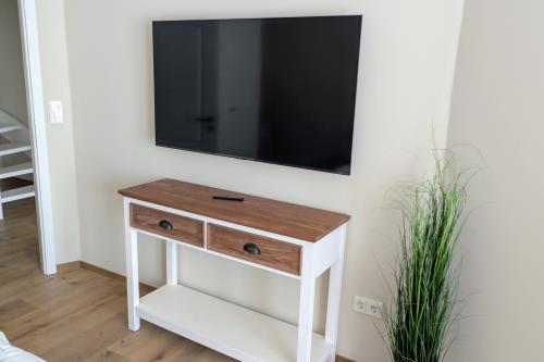 Borkum Ferienwohnungen Haus Passat - Flut - PXL 20250701 062816781~2