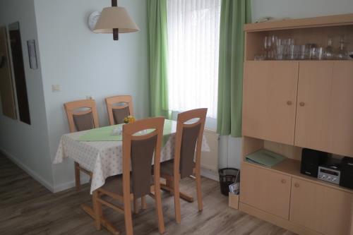 Borkum Ferienwohnung Haus Silke - 2 - Ausstattung 4