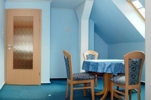 Borkum Haus Staiger-van Dyken - Ferienwohnung 3 - Esszimmer