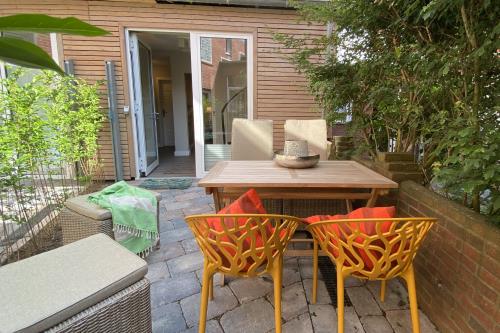 Borkum Ferienwohnung Haus Windröschen - Appartement 10 • Terrasse