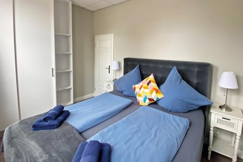 Borkum Ferienwohnung Haus Windröschen - App. 3 - Appartement 3 • Schlaf 1 180 x 200 Bett