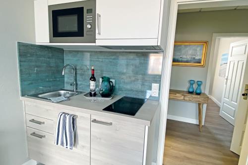 Borkum Ferienwohnung Haus Windröschen - App. 8 - Appartement 8 • Küche