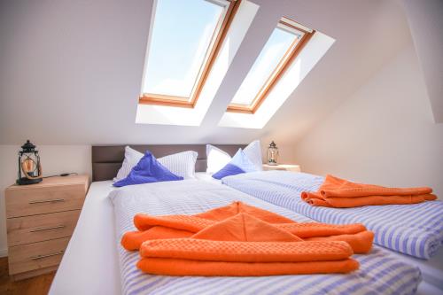 Borkum Ferienwohnung Hotel Windrose Ferienappartements - Seehund - Berg Hotel Windrose Seehund Schlafzimmer