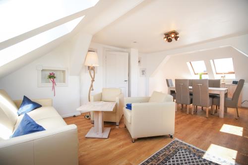 Borkum Ferienwohnung Hotel Windrose Ferienappartements - Seehund - Berg Hotel Windrose Seehund Ess Wohnzimm
