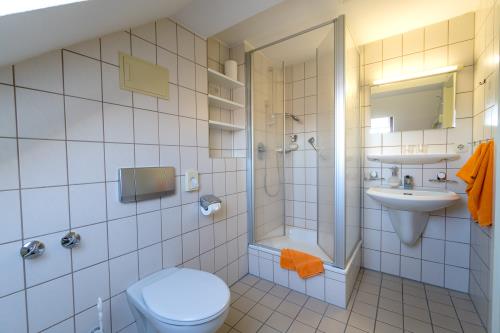 Borkum Ferienwohnung Hotel Windrose Ferienappartements - Seehund - Dusche-WC