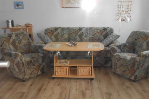 Borkum Ferienwohnung LÜTTJE HUNK - Wohnzimmer