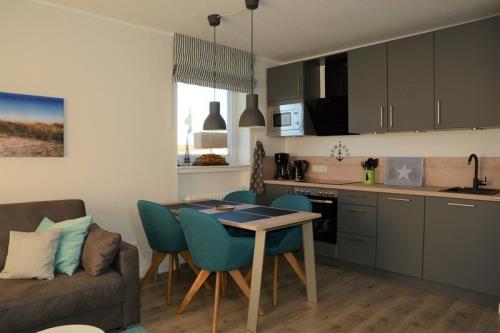 Borkum Ferienwohnung Sanddorn-Koje - Wohnraum/Küche