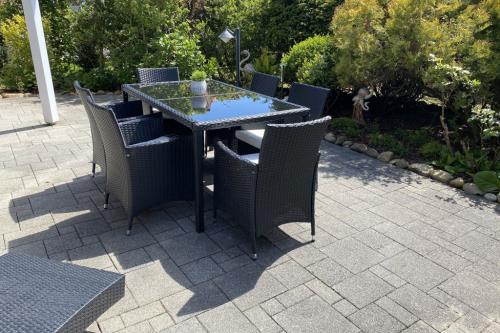 Borkum Ferienwohnung Top Lounge Borkum - Terrase, Ansicht vom Garten