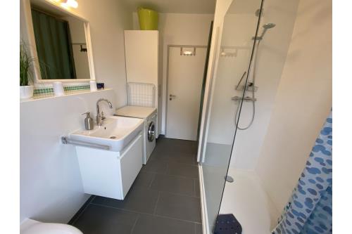 Borkum Ferienhaus Haus Bruno - Modernes Duschbad/EG