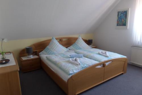 Borkum Ferienwohnung Haus Lübbers - Schlafzimmer 2 (Bett 200x200cm)