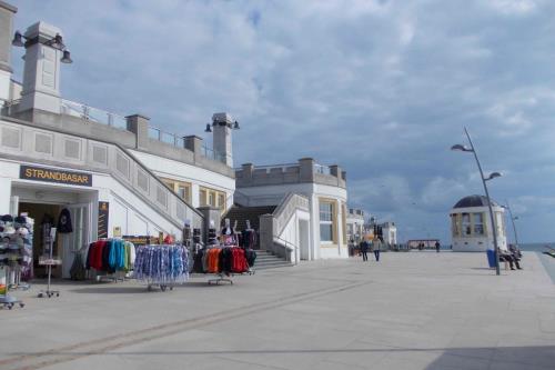 Borkum Ferienwohnung Oskar - Die Strandpromenade