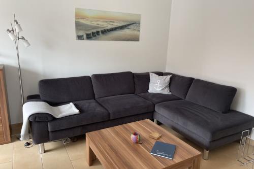 Borkum Ferienwohnung Schiffskoje**** - Wohnzimmer