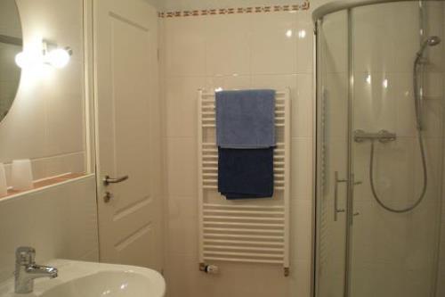 Borkum Ferienwohnung Strandläufer - Badezimmer