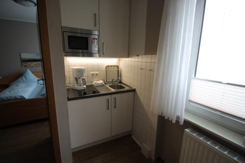 Borkum Ferienwohnung Haus Donat - Apartment Jörn - ID 11025 - Wohnung Jörn, Pantry-Küche