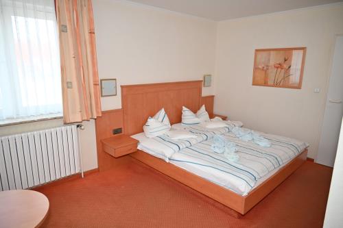 Borkum Hotel Haus Passat - Doppelzimmer 09 OG - Doppelbett