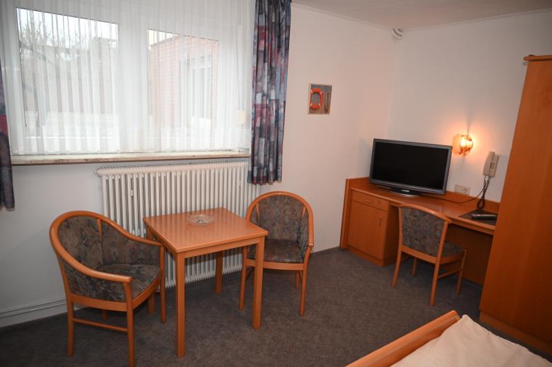 Borkum Hotel Haus Passat - Doppelzimmer 15 UG - Ausstattung 2