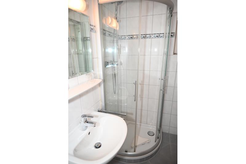 Borkum Hotel Haus Passat - Doppelzimmer 15 UG - Ausstattung 3