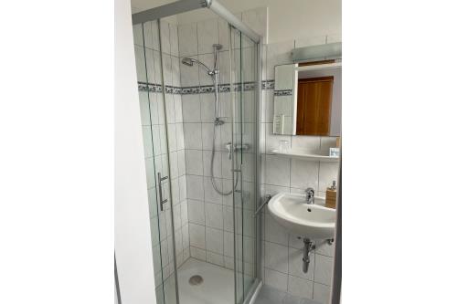 Borkum Hotel Haus Passat - Einzelzimmer 05 EG - Bad