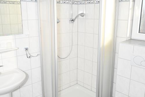 Borkum Hotel Haus Passat - Zweibettzimmer 03 EG - Ausstattung 3